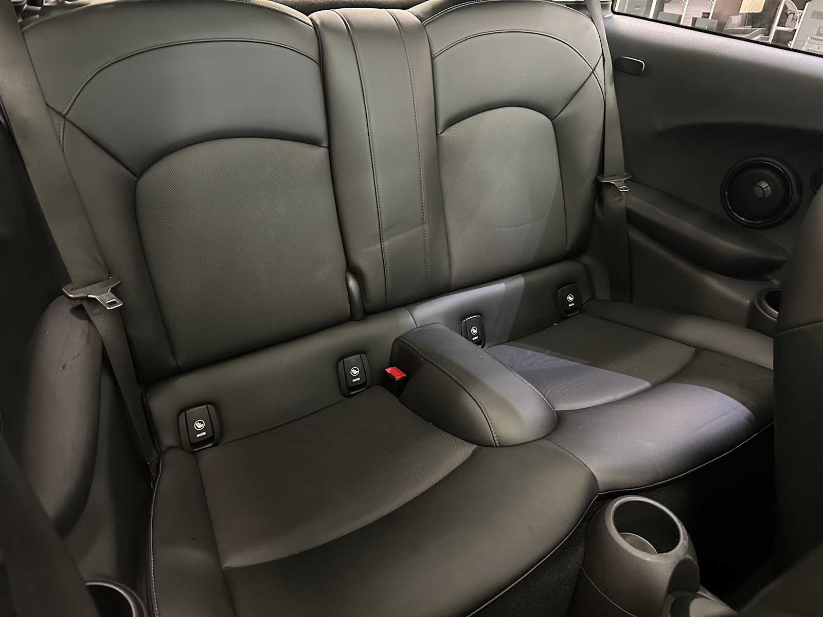 Thumbnail: 2014 MINI Cooper Hardtop - 24