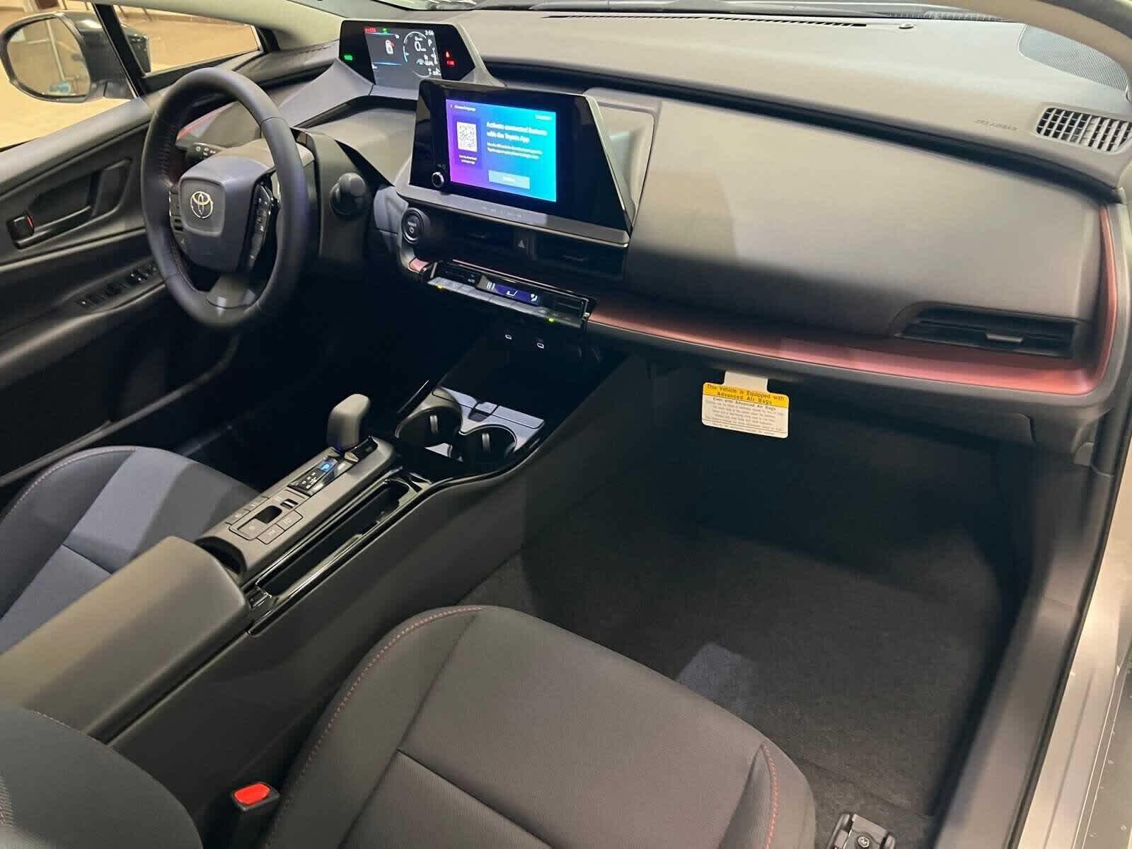 Thumbnail: 2026 Toyota Prius - 15