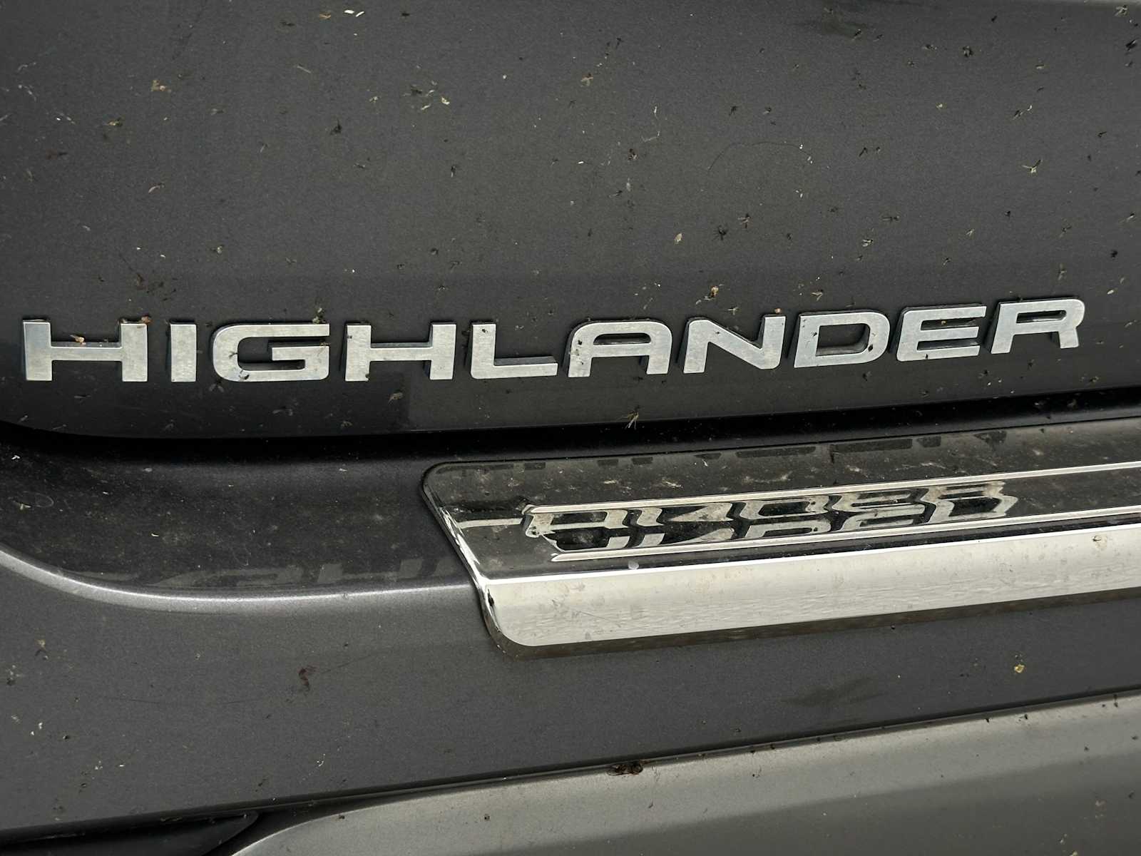 Thumbnail: 2022 Toyota Highlander - 5