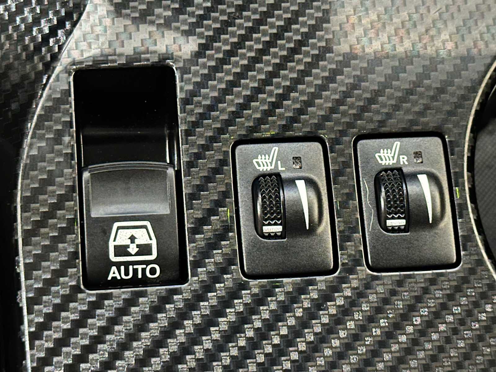 Thumbnail: 2022 Toyota 4Runner - 17