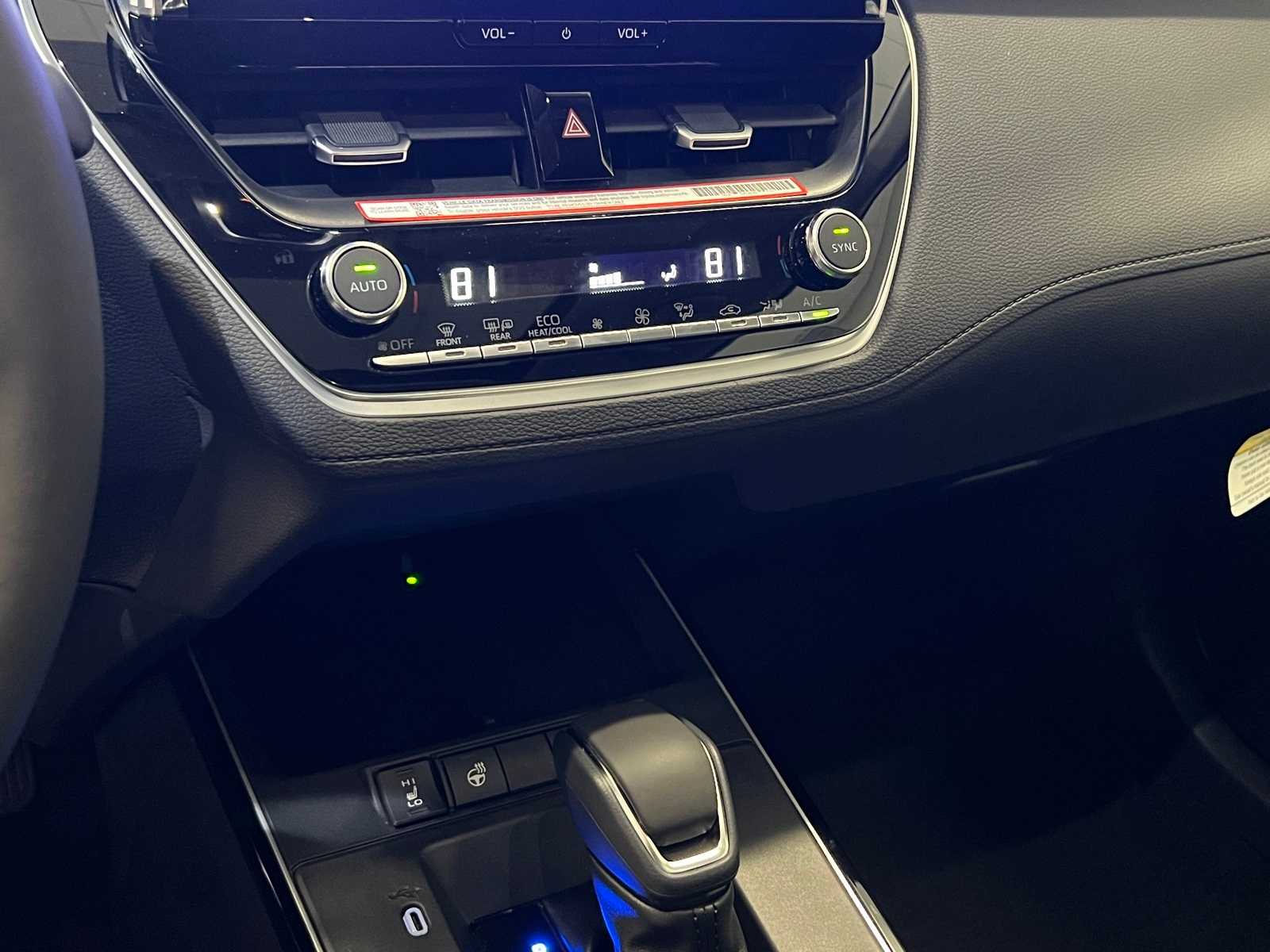 Thumbnail: 2026 Toyota Corolla Cross - 24