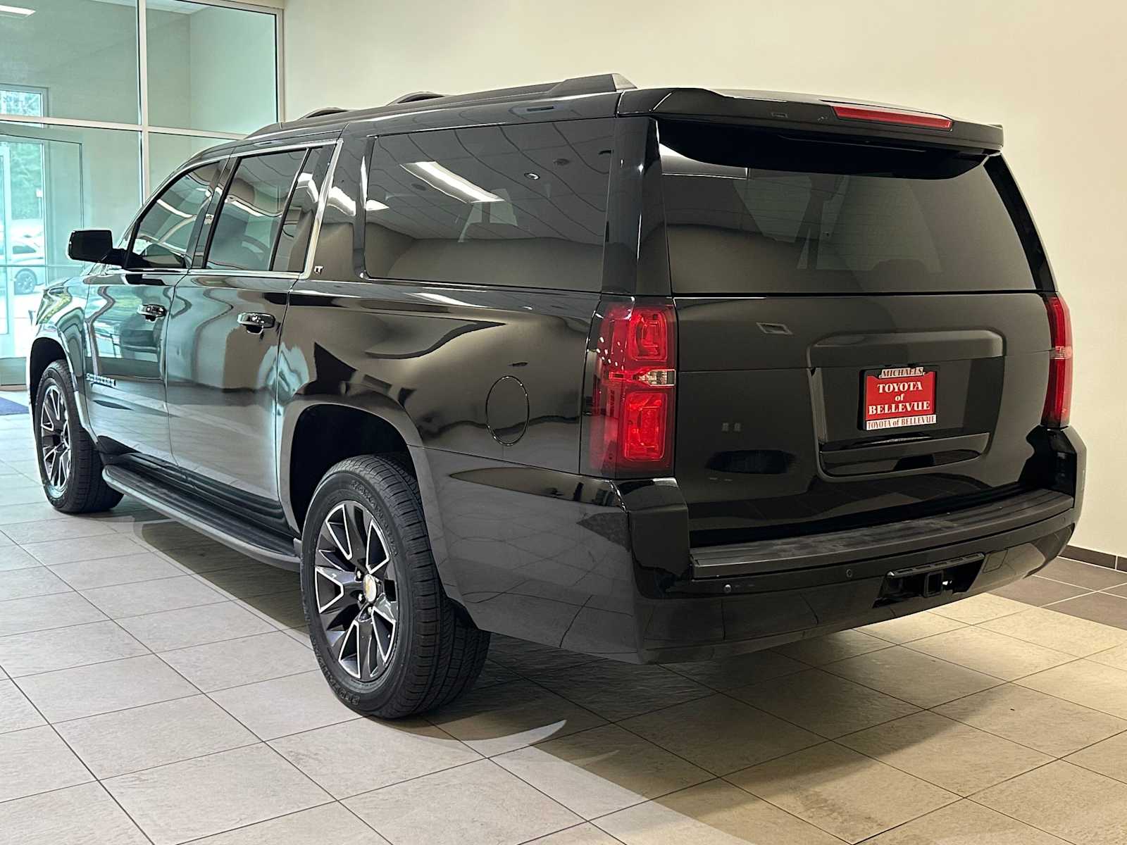 Thumbnail: 2015 Chevrolet Suburban - 4