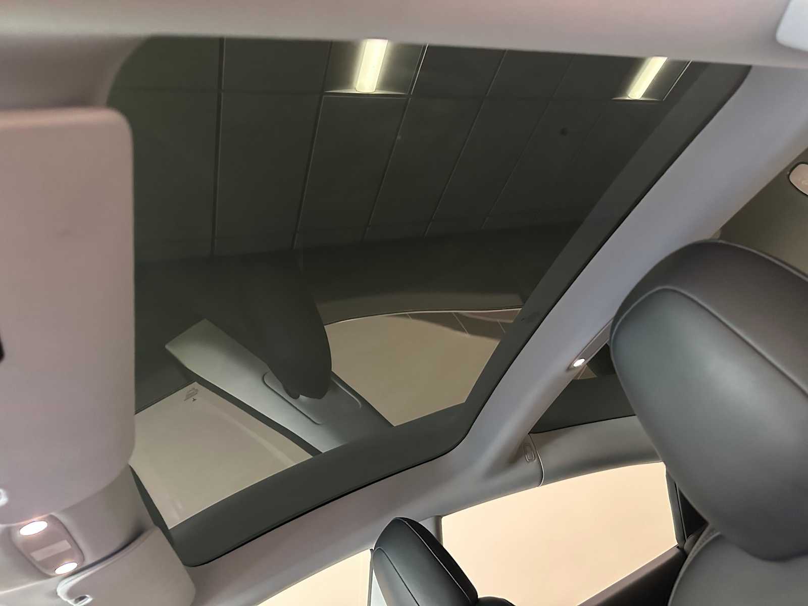 Thumbnail: 2018 Tesla Model 3 - 24