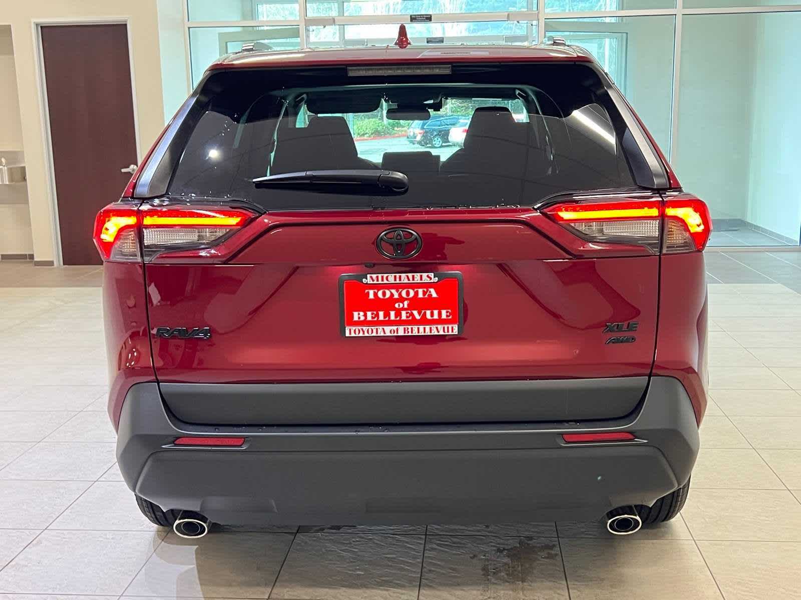 Thumbnail: 2025 Toyota RAV4 - 5