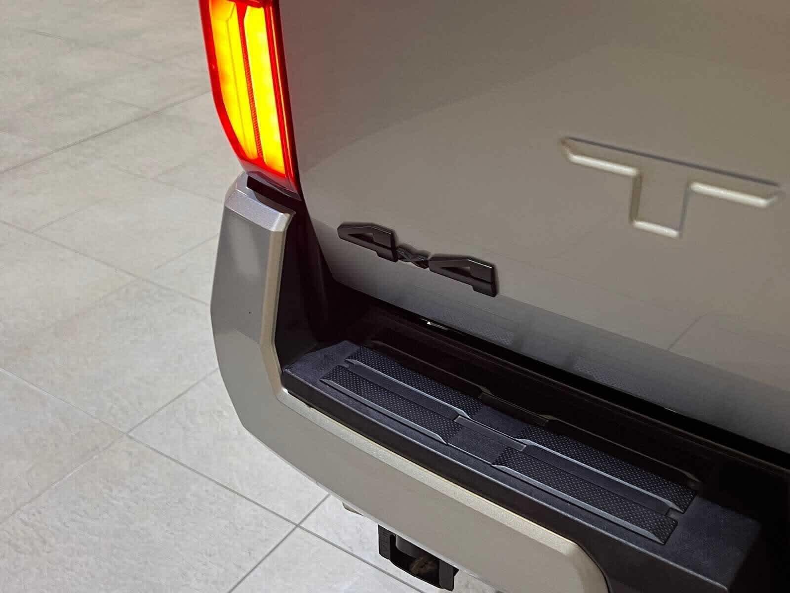 Thumbnail: 2024 Toyota Tacoma - 6