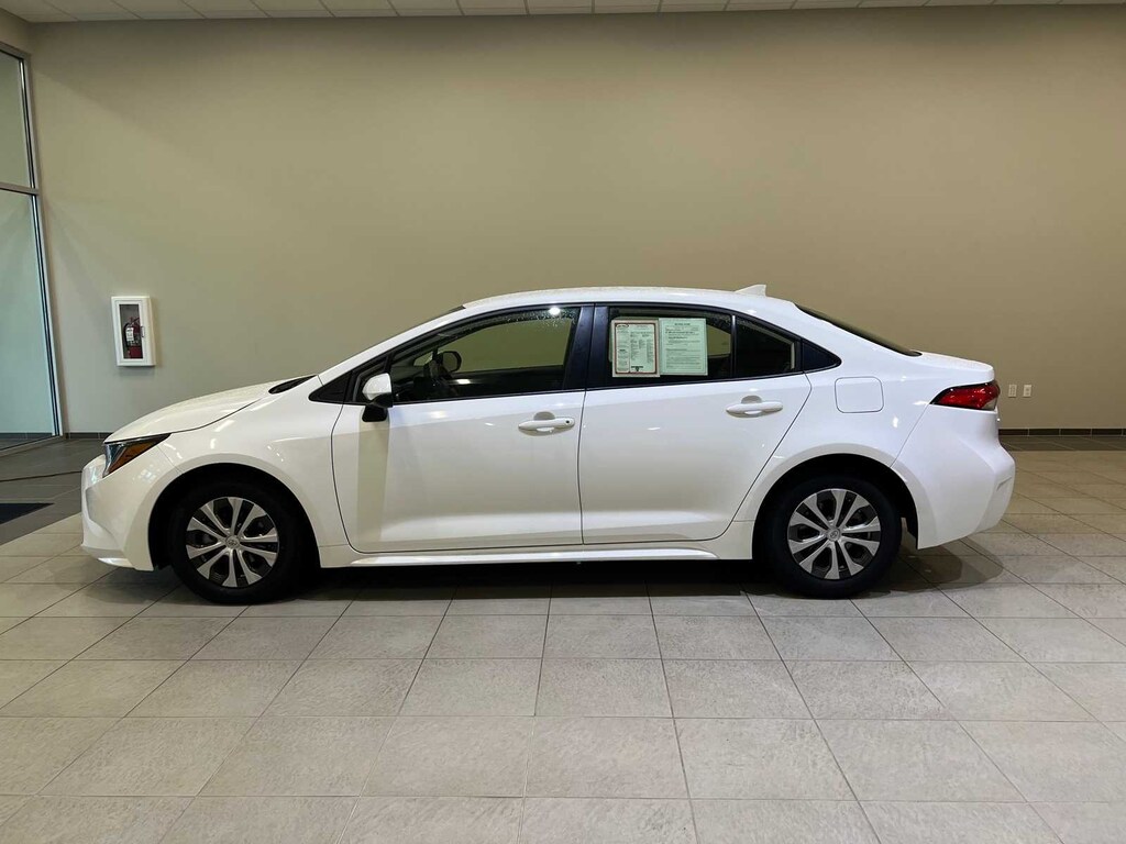 Certified 2022 Toyota Corolla Hybrid LE Sedan