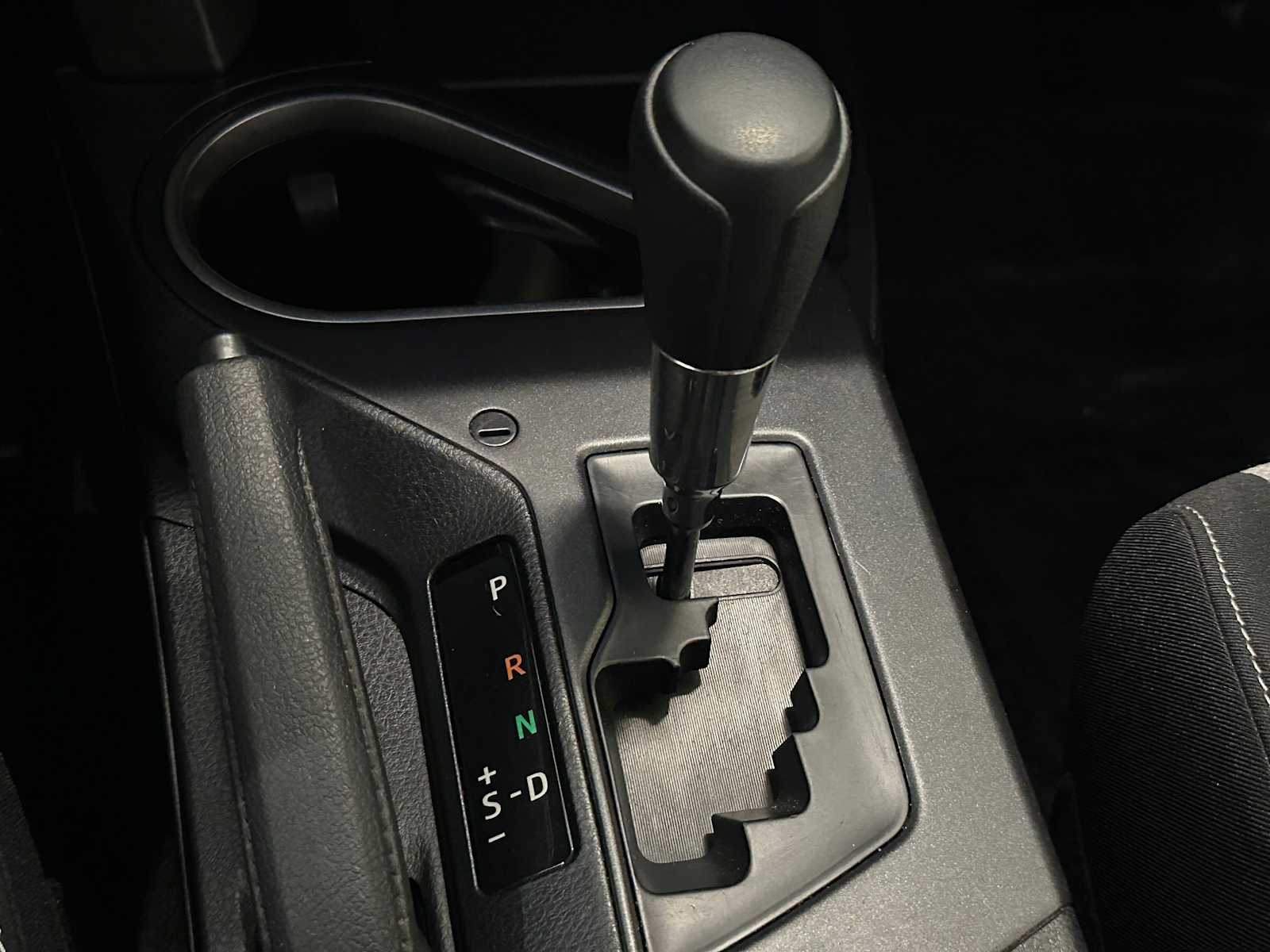 Thumbnail: 2018 Toyota RAV4 - 15