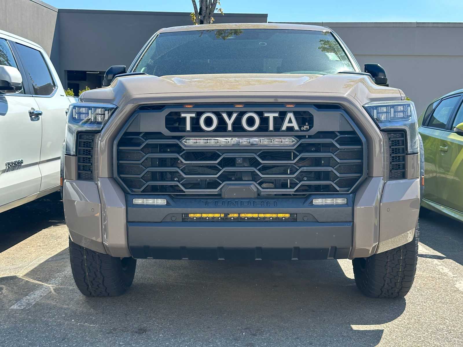 Thumbnail: 2025 Toyota Tundra - 2