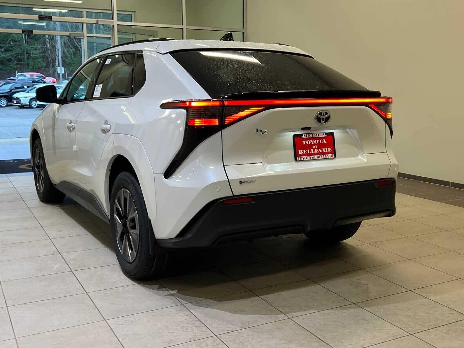 Thumbnail: 2026 Toyota bZ - 4