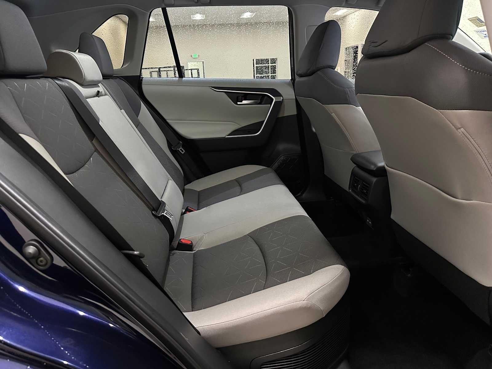 Thumbnail: 2025 Toyota RAV4 - 40