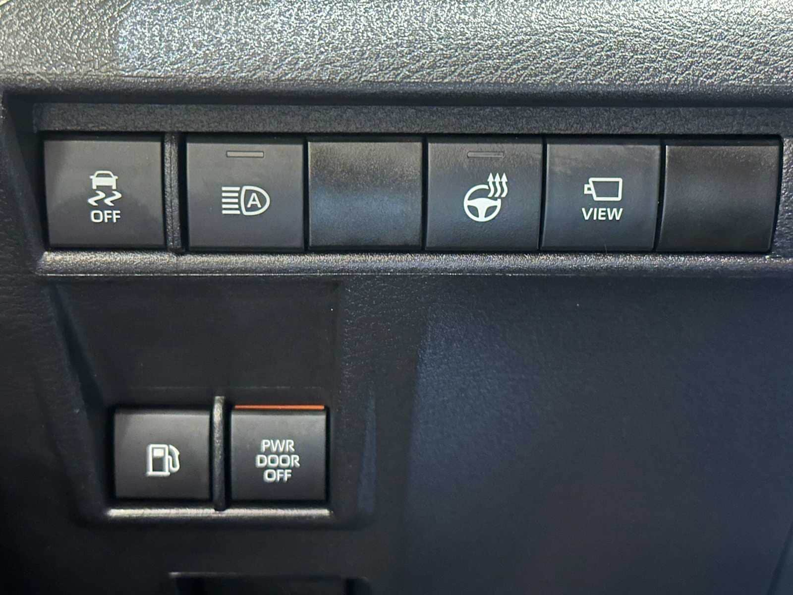 Thumbnail: 2025 Toyota Sienna - 19