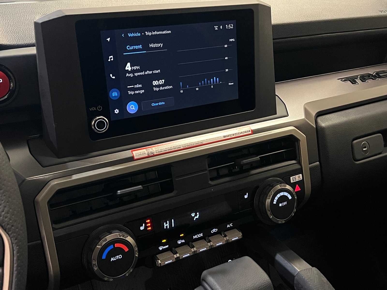 Thumbnail: 2025 Toyota Tacoma - 25