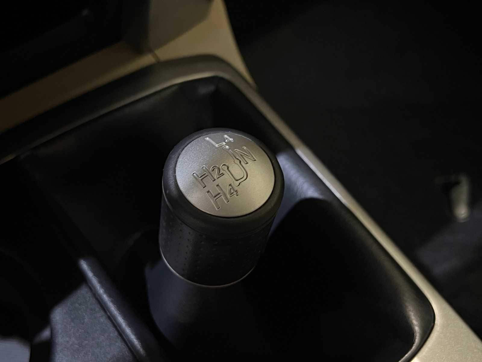 Thumbnail: 2011 Toyota 4Runner - 27