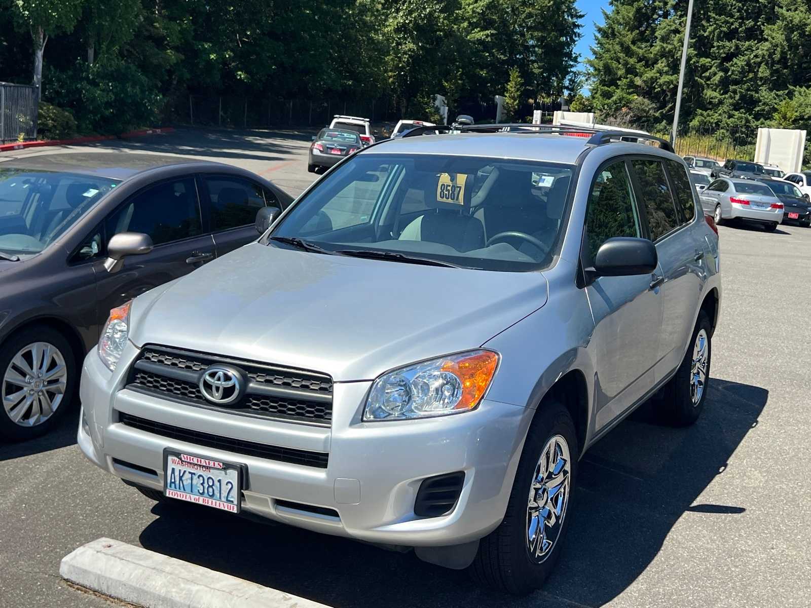Thumbnail: 2012 Toyota RAV4 - 1