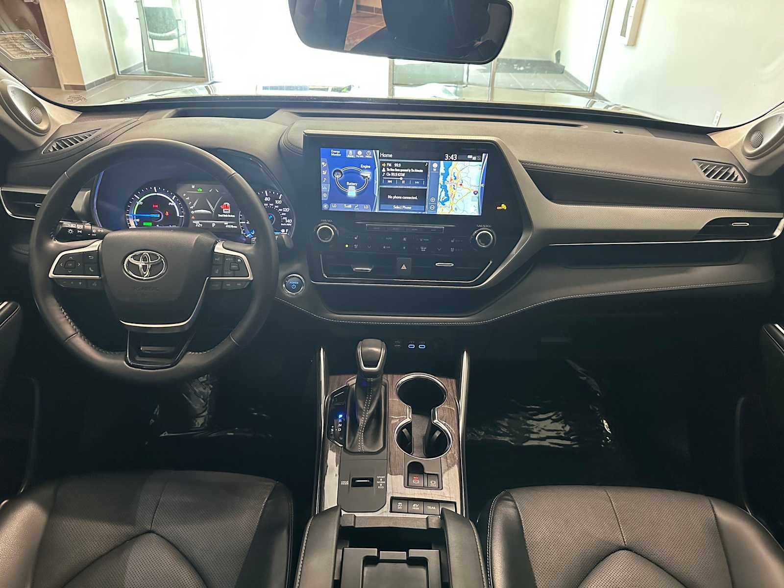 Thumbnail: 2022 Toyota Highlander - 8