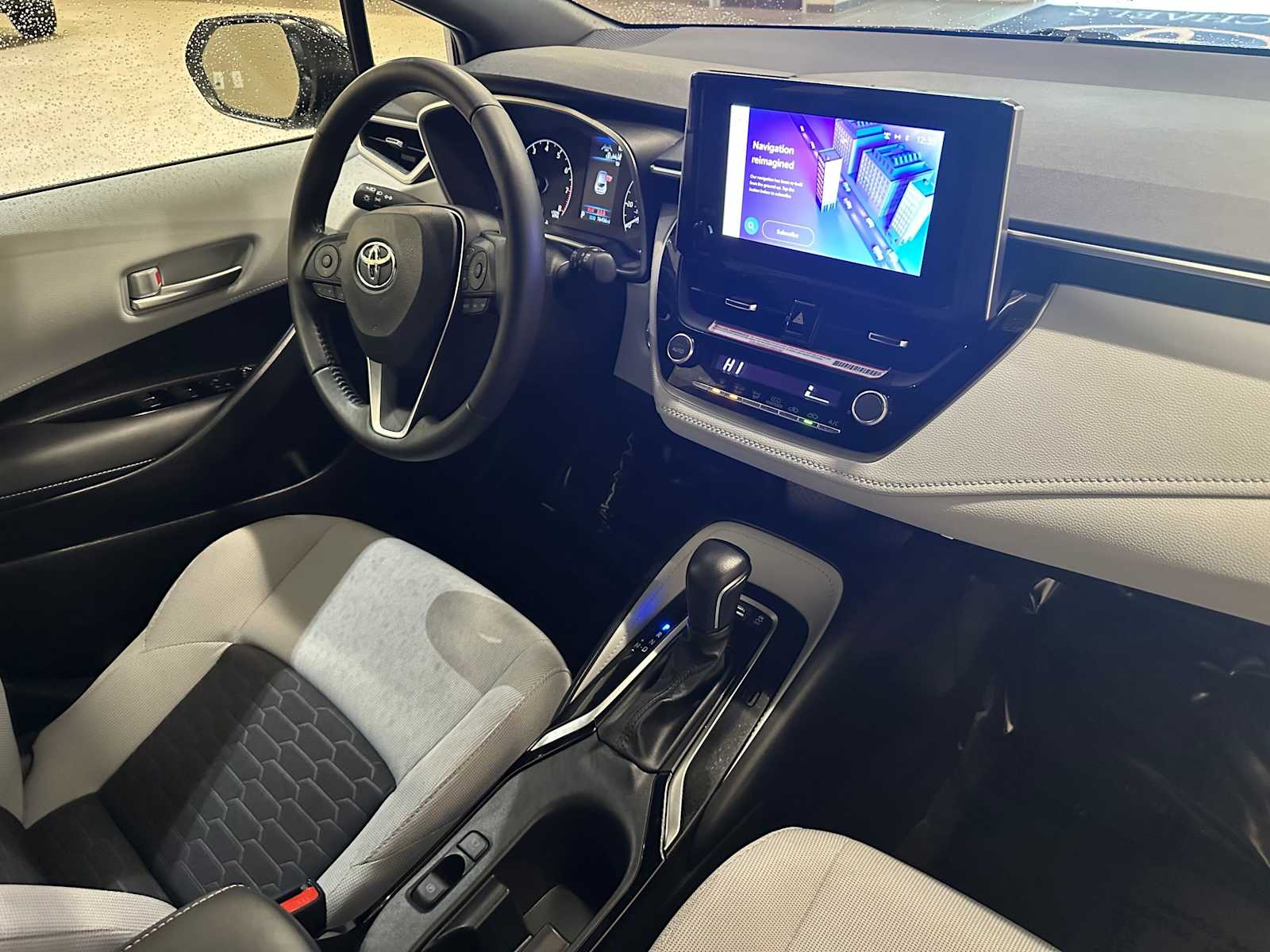 Thumbnail: 2023 Toyota Corolla - 28