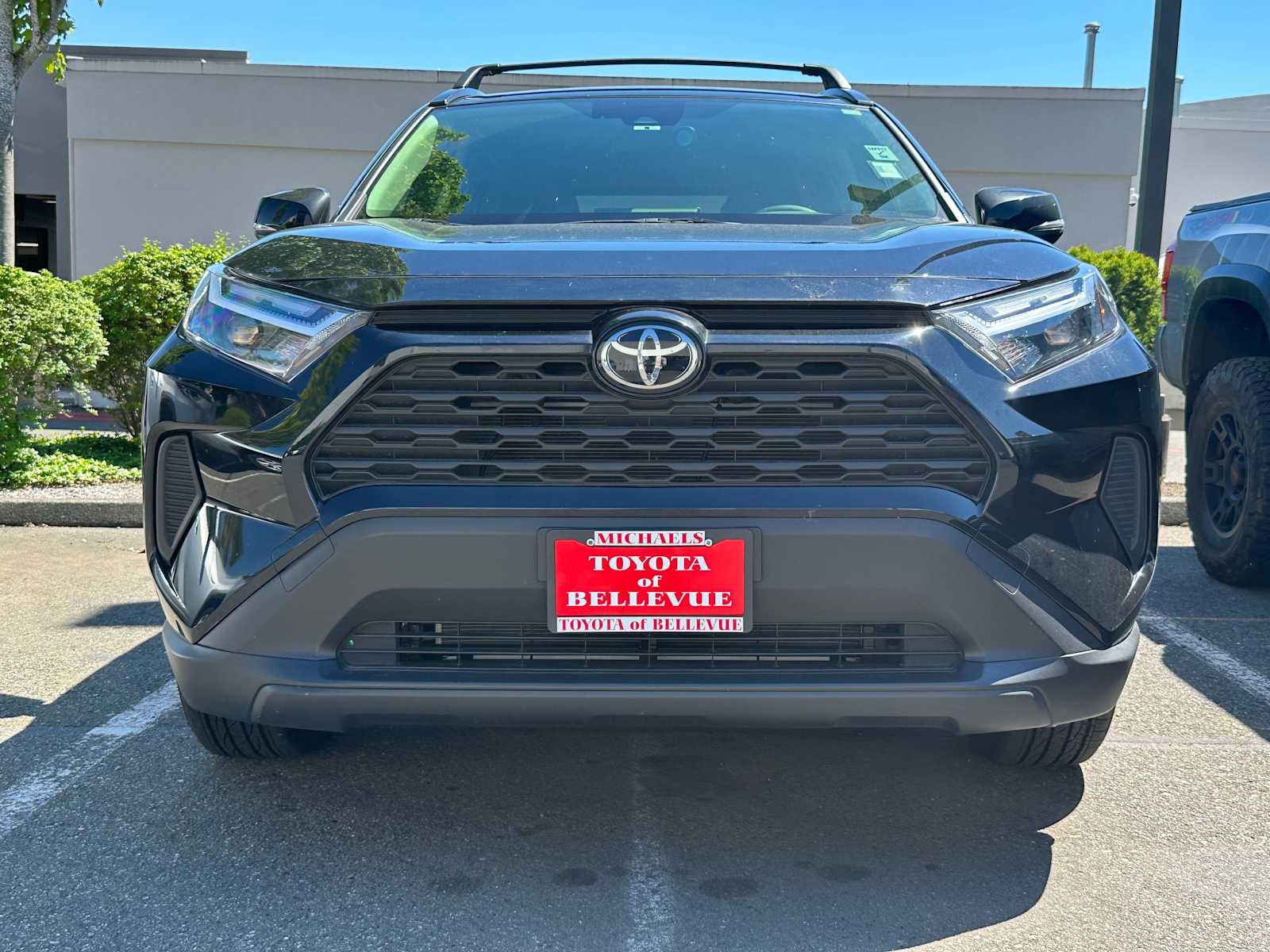Thumbnail: 2025 Toyota RAV4 - 2