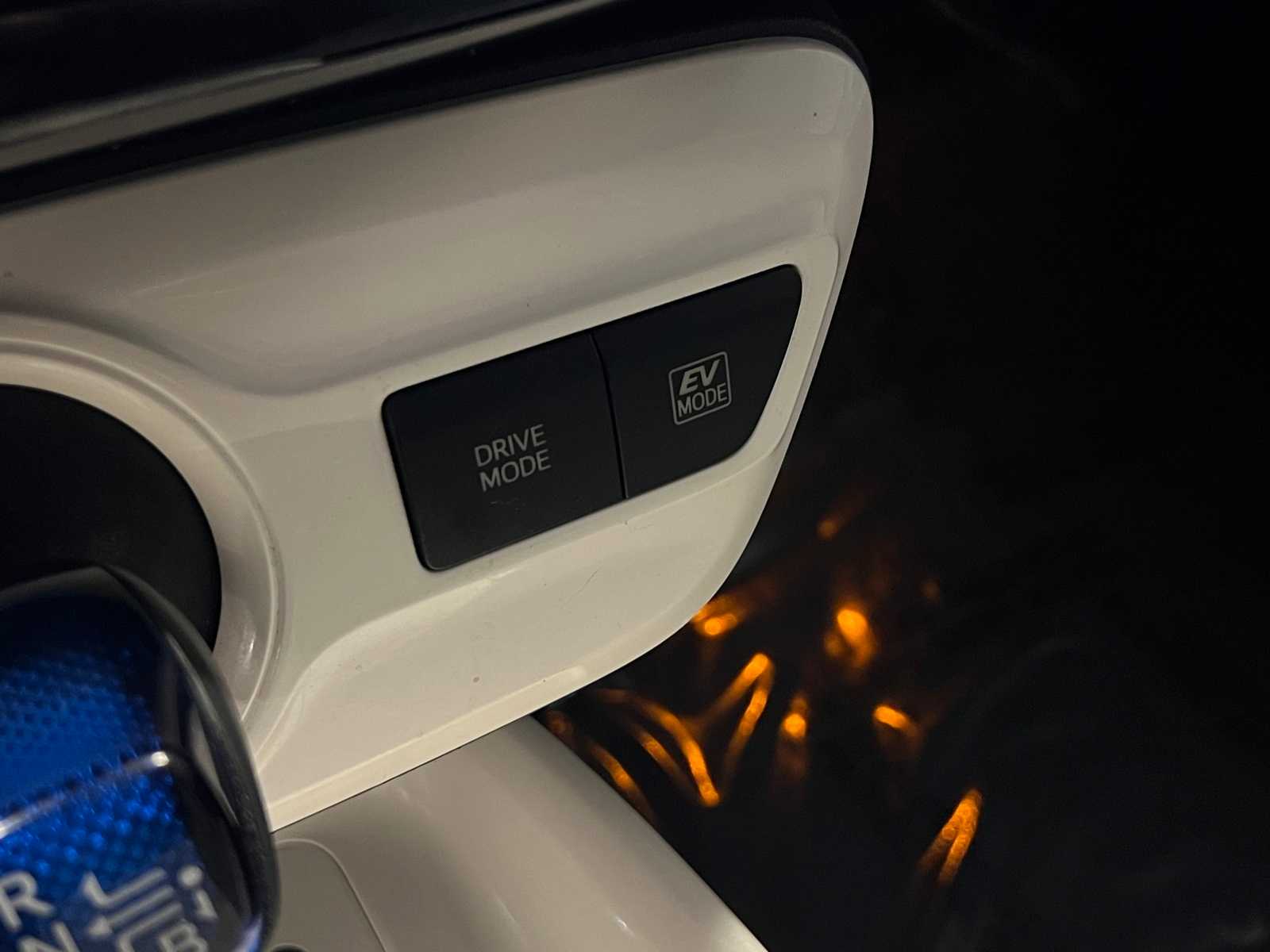 Thumbnail: 2017 Toyota Prius - 24