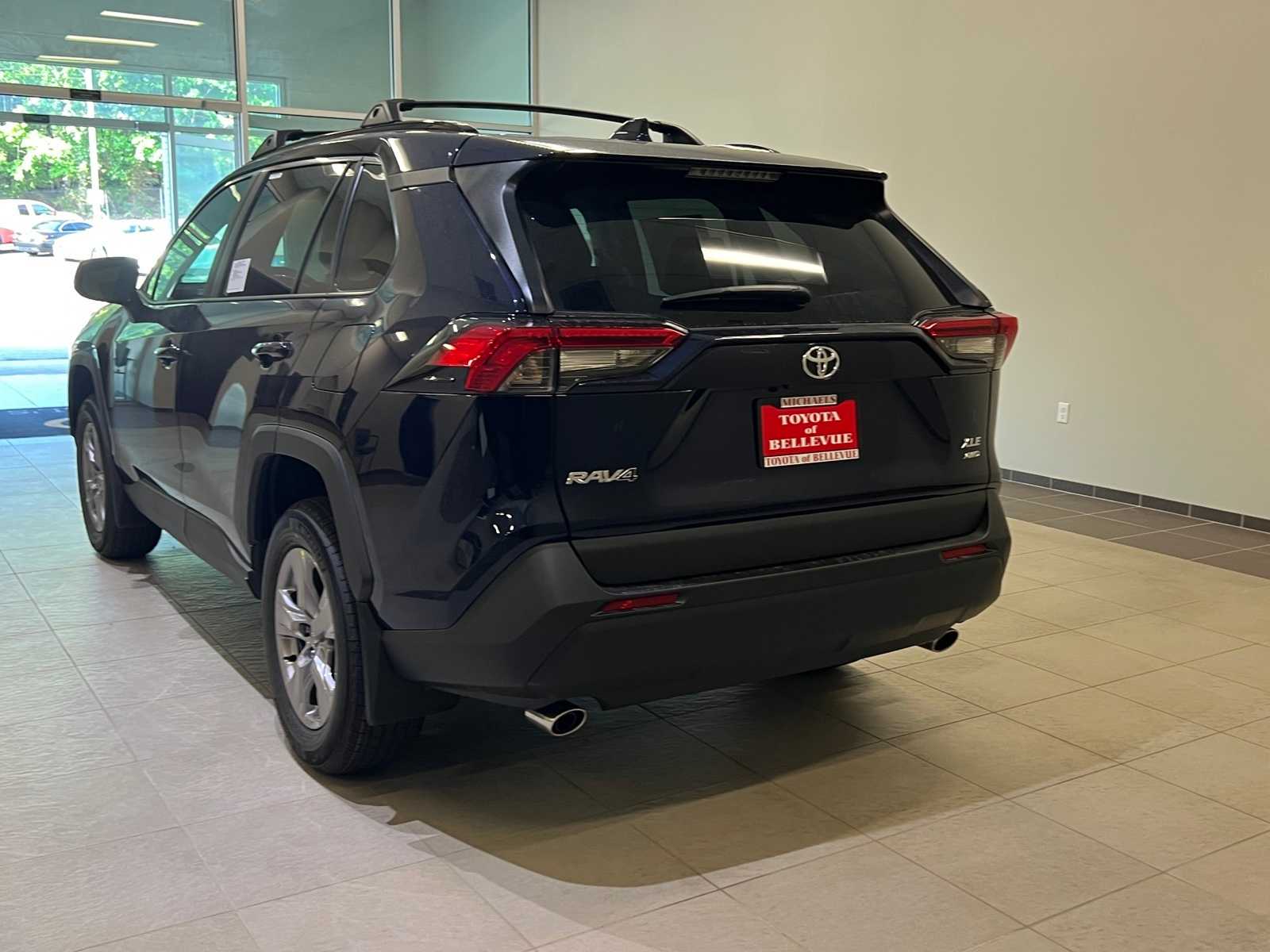 Thumbnail: 2025 Toyota RAV4 - 4