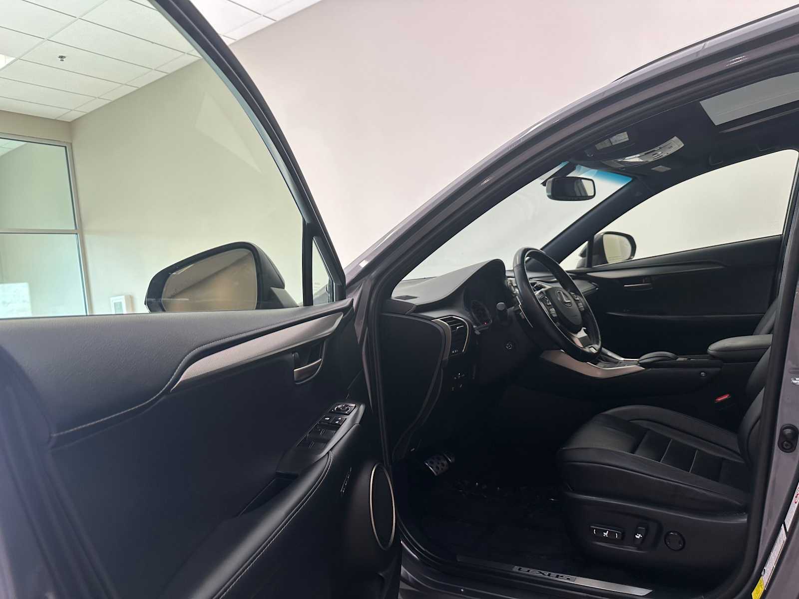 Thumbnail: 2015 Lexus NX - 25