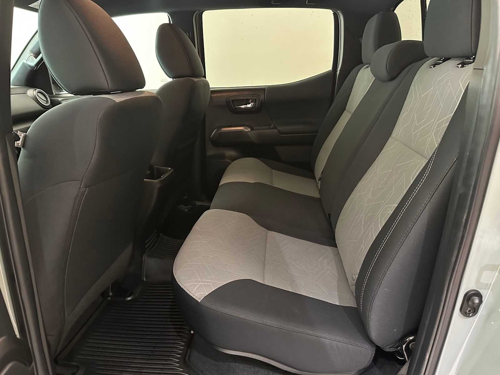 Thumbnail: 2022 Toyota Tacoma - 22