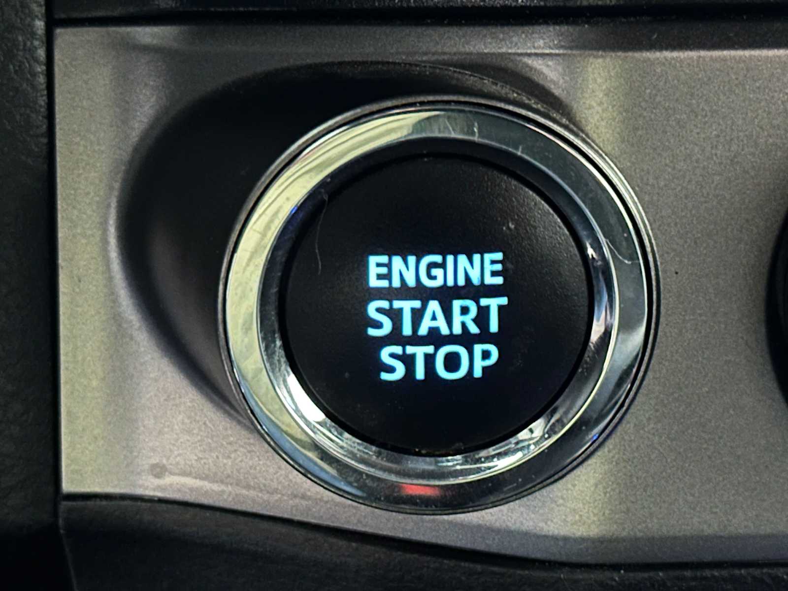 Thumbnail: 2021 Toyota Tacoma - 18