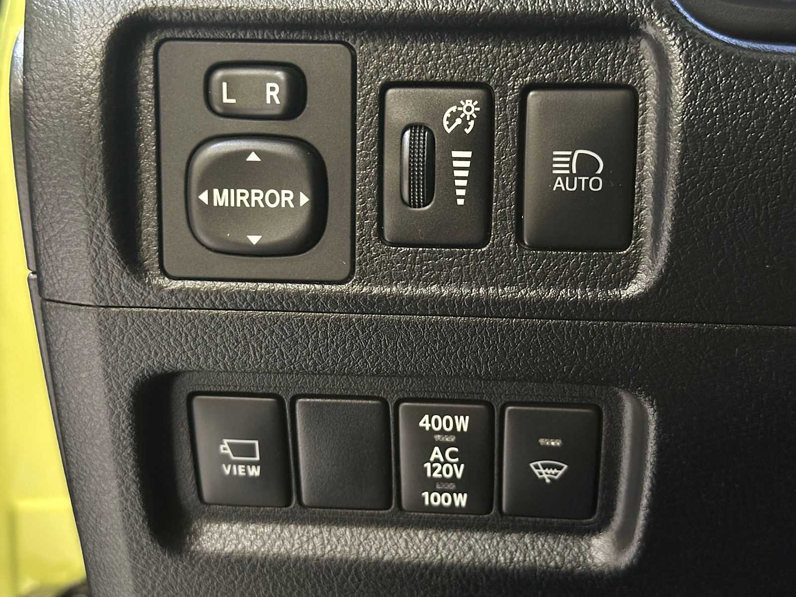 Thumbnail: 2022 Toyota 4Runner - 20