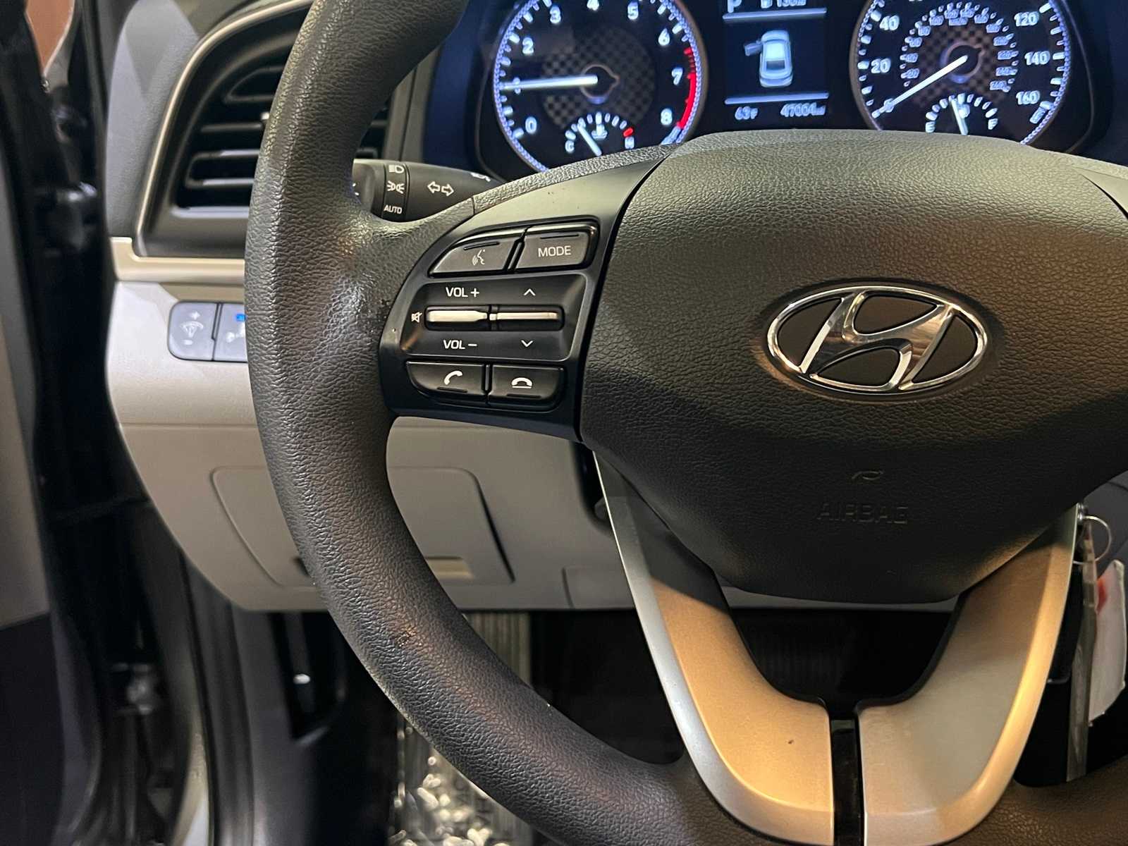 Thumbnail: 2019 Hyundai Elantra - 20