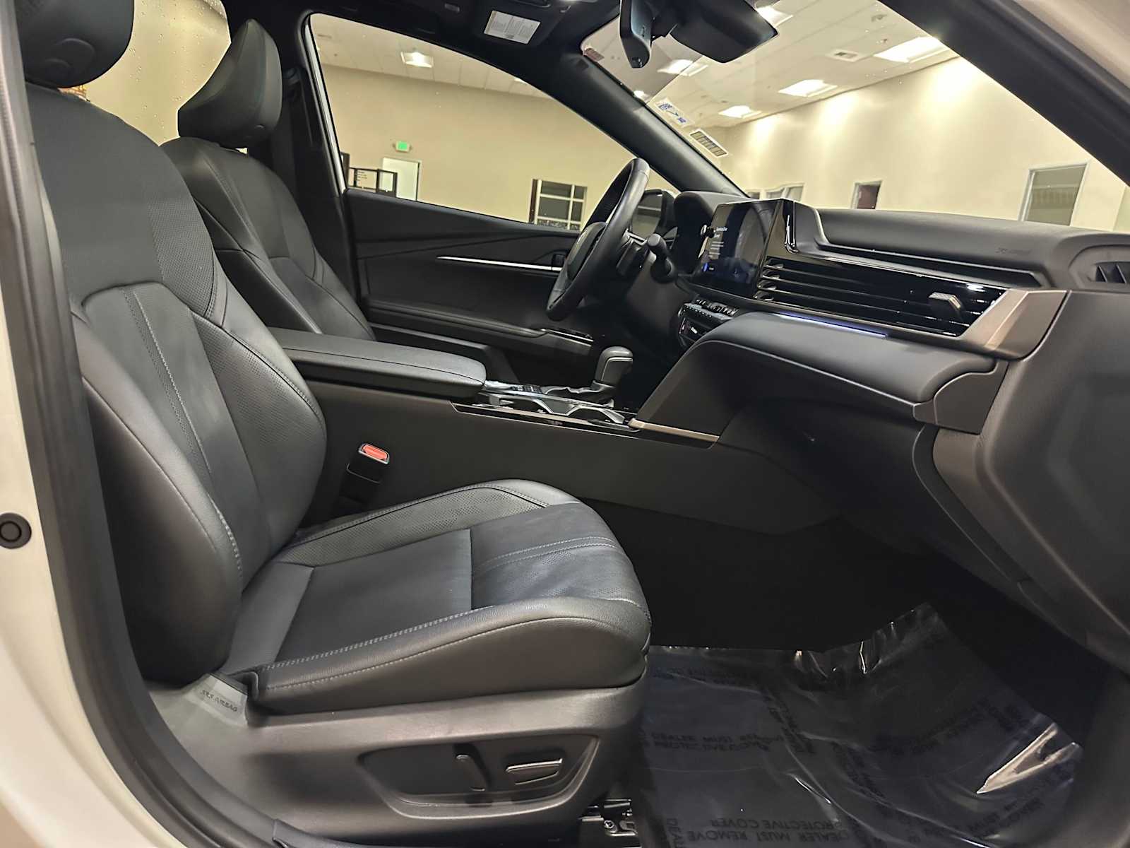 Thumbnail: 2025 Toyota Camry - 28