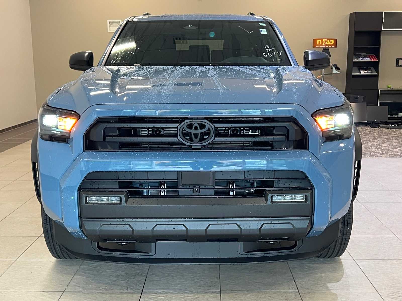 Thumbnail: 2025 Toyota 4Runner - 8