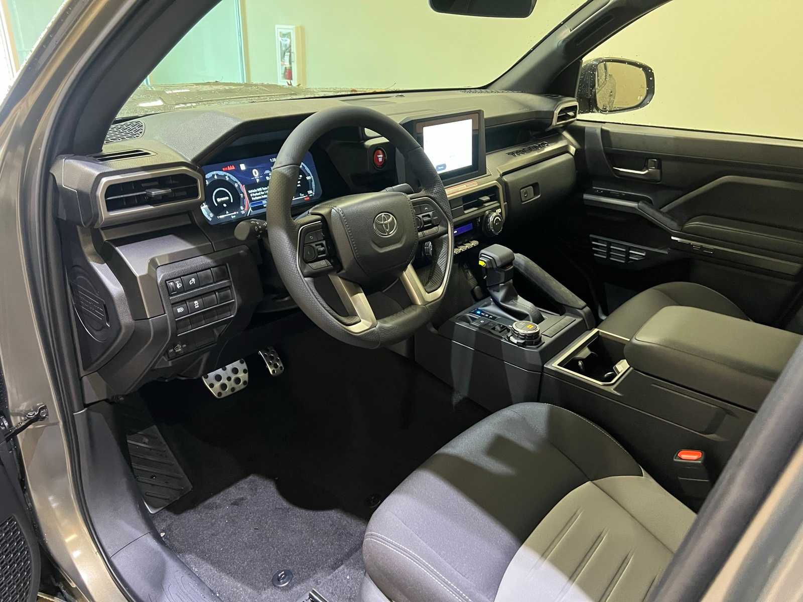 Thumbnail: 2025 Toyota Tacoma - 2