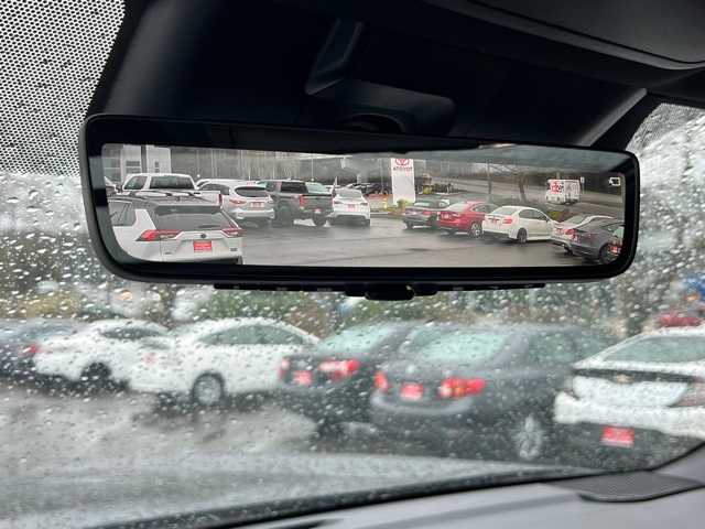 Thumbnail: 2025 Toyota Tundra - 27