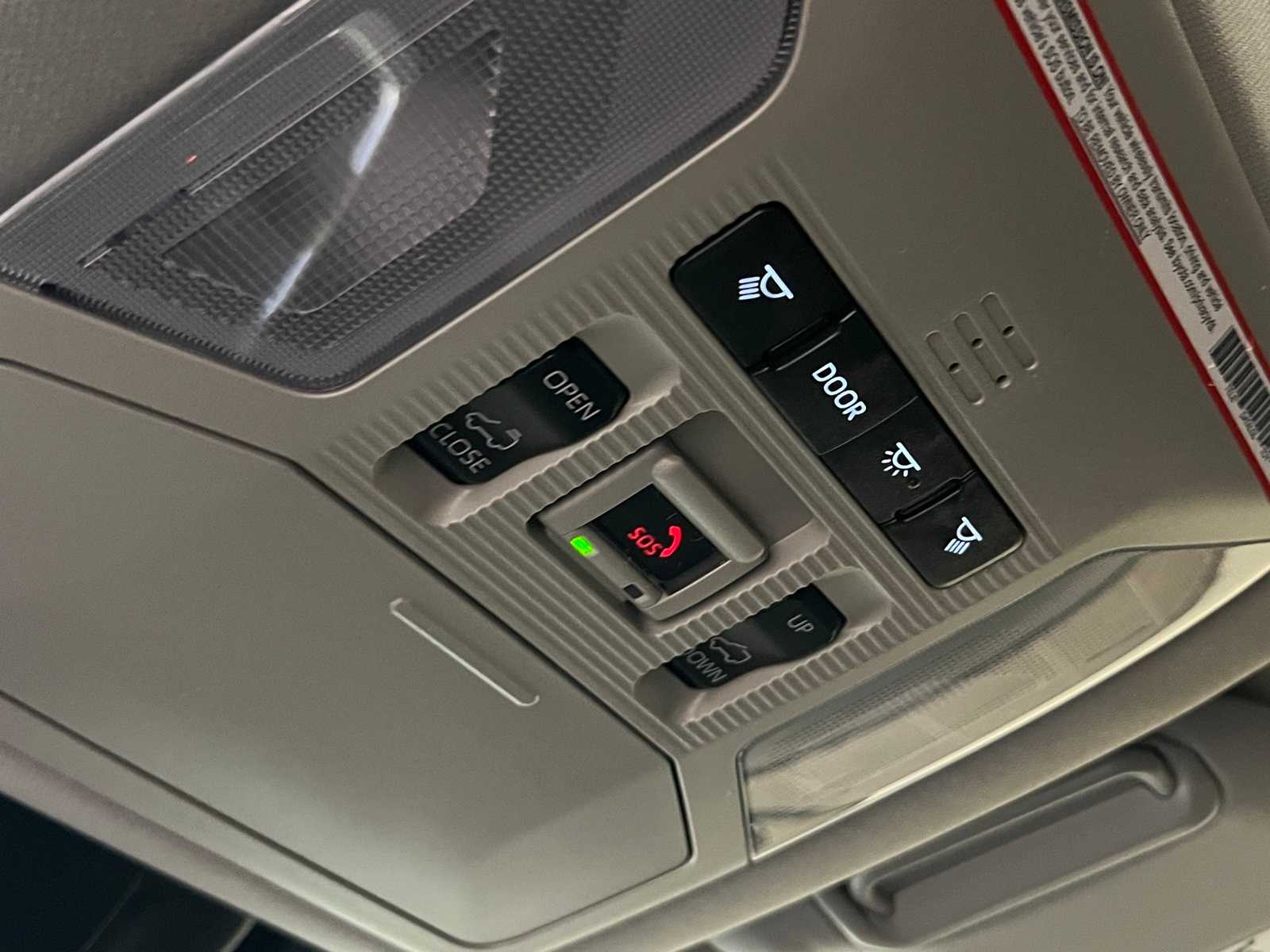 Thumbnail: 2025 Toyota RAV4 - 28