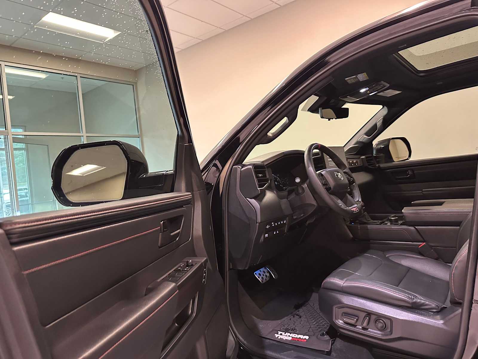 Thumbnail: 2024 Toyota Tundra - 22