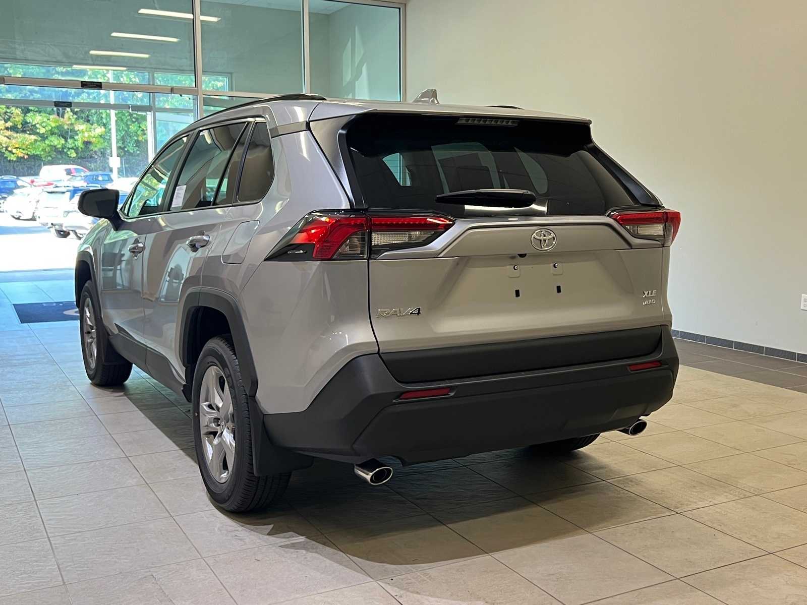 Thumbnail: 2025 Toyota RAV4 - 4