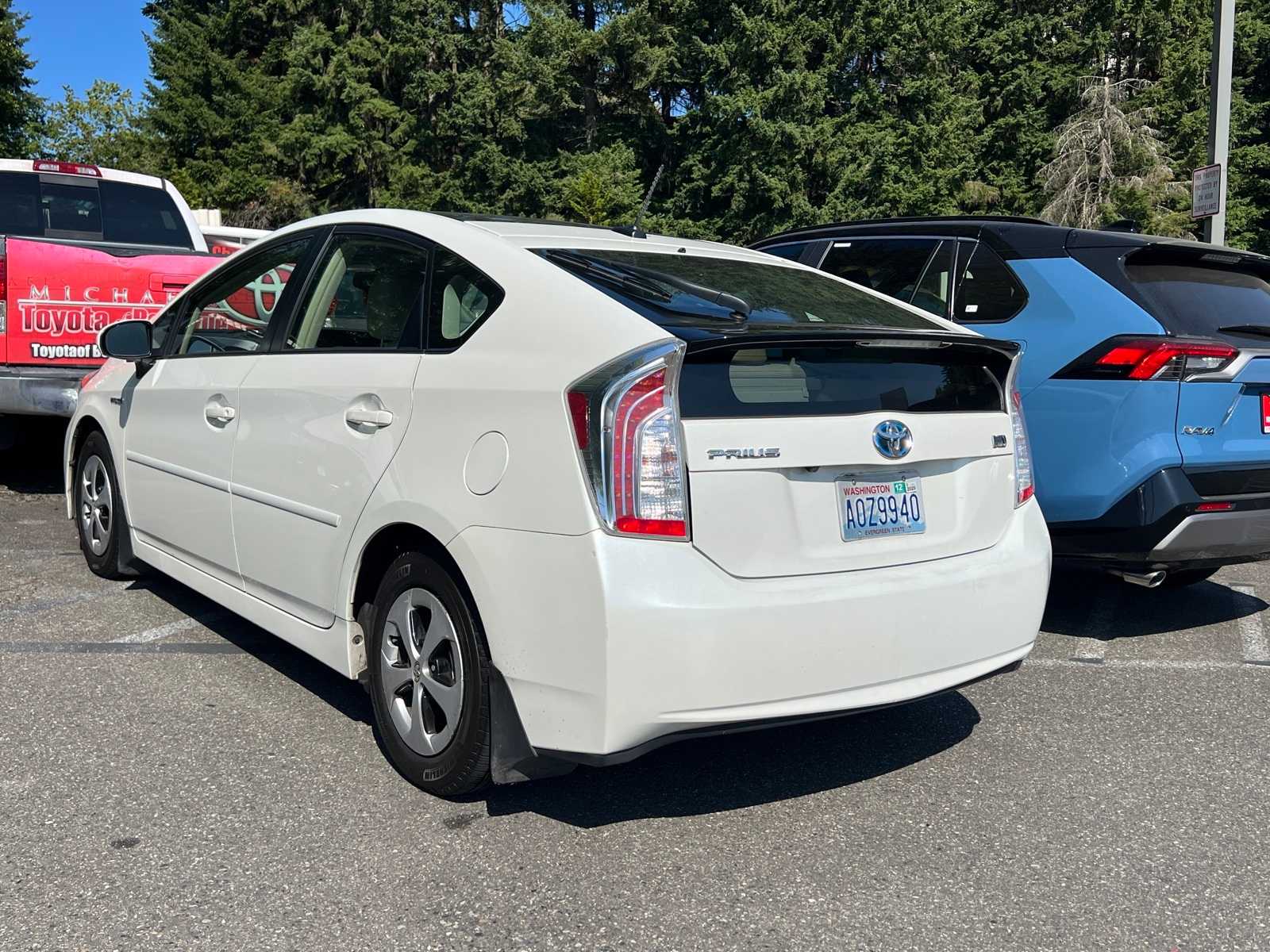 Thumbnail: 2014 Toyota Prius - 5