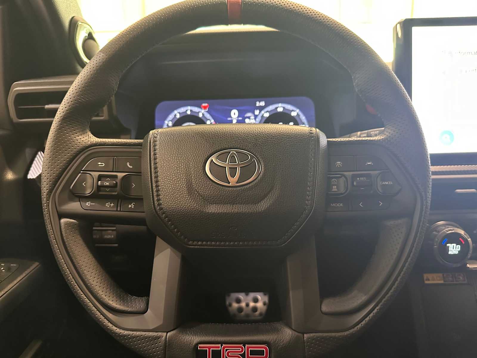 Thumbnail: 2025 Toyota 4Runner - 11