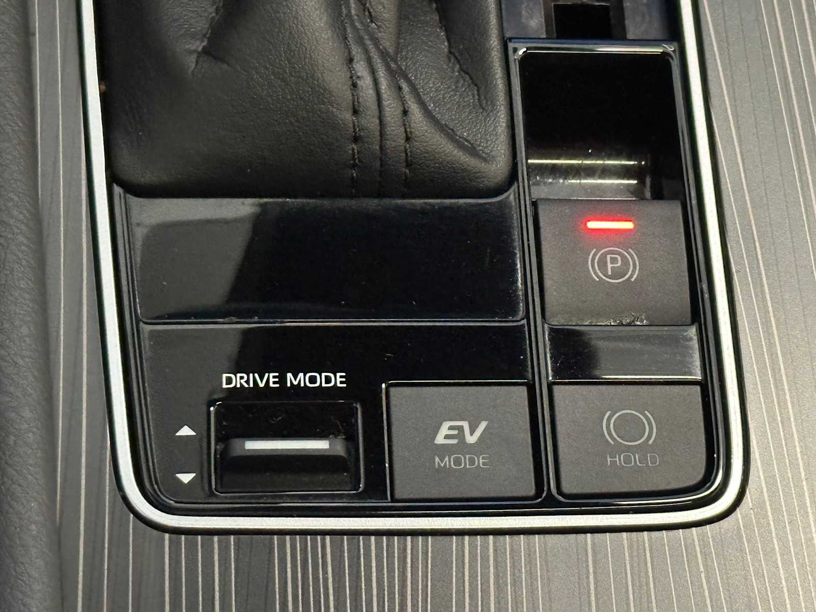 Thumbnail: 2021 Toyota Sienna - 18