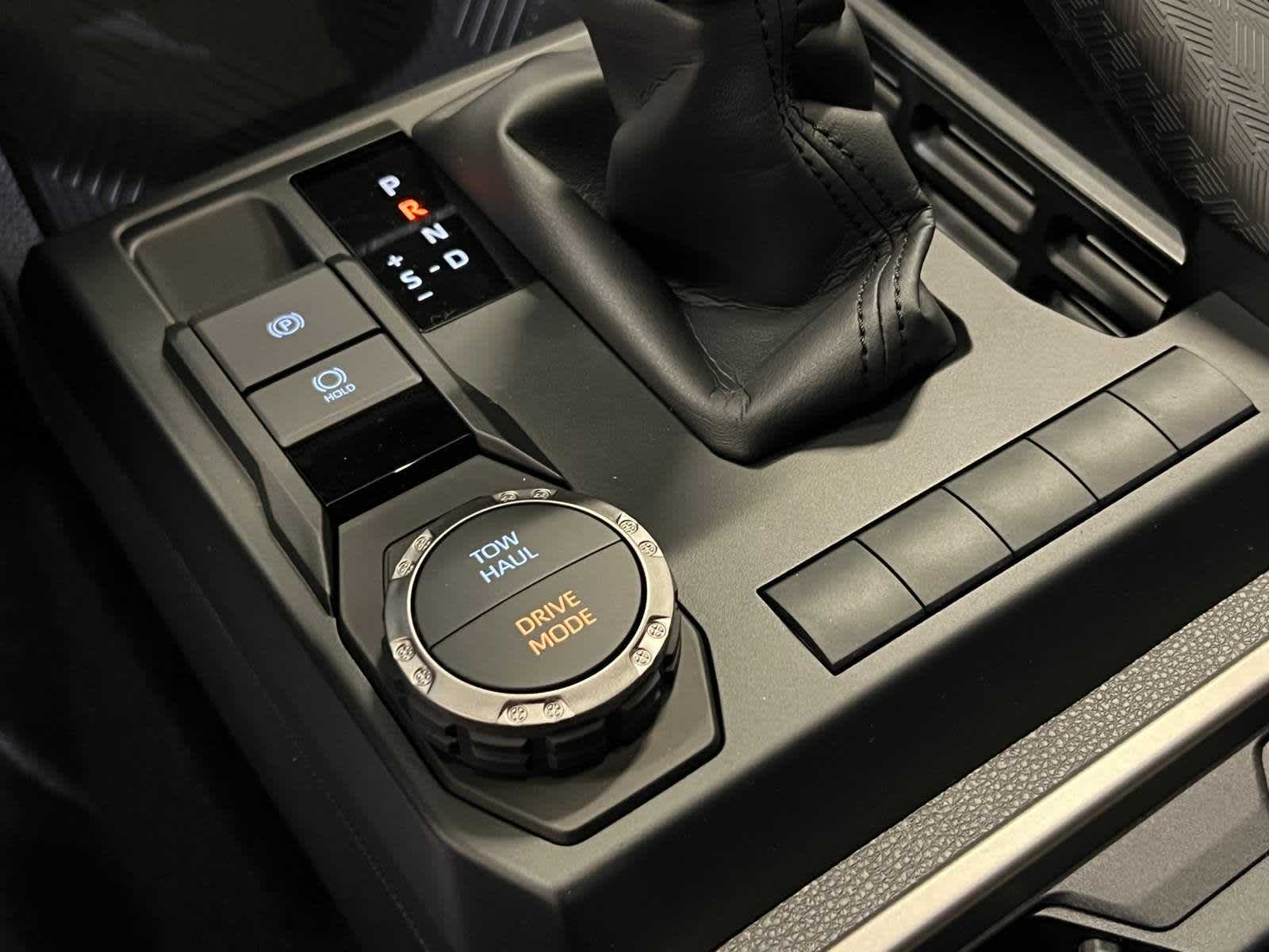 Thumbnail: 2026 Toyota 4Runner - 27