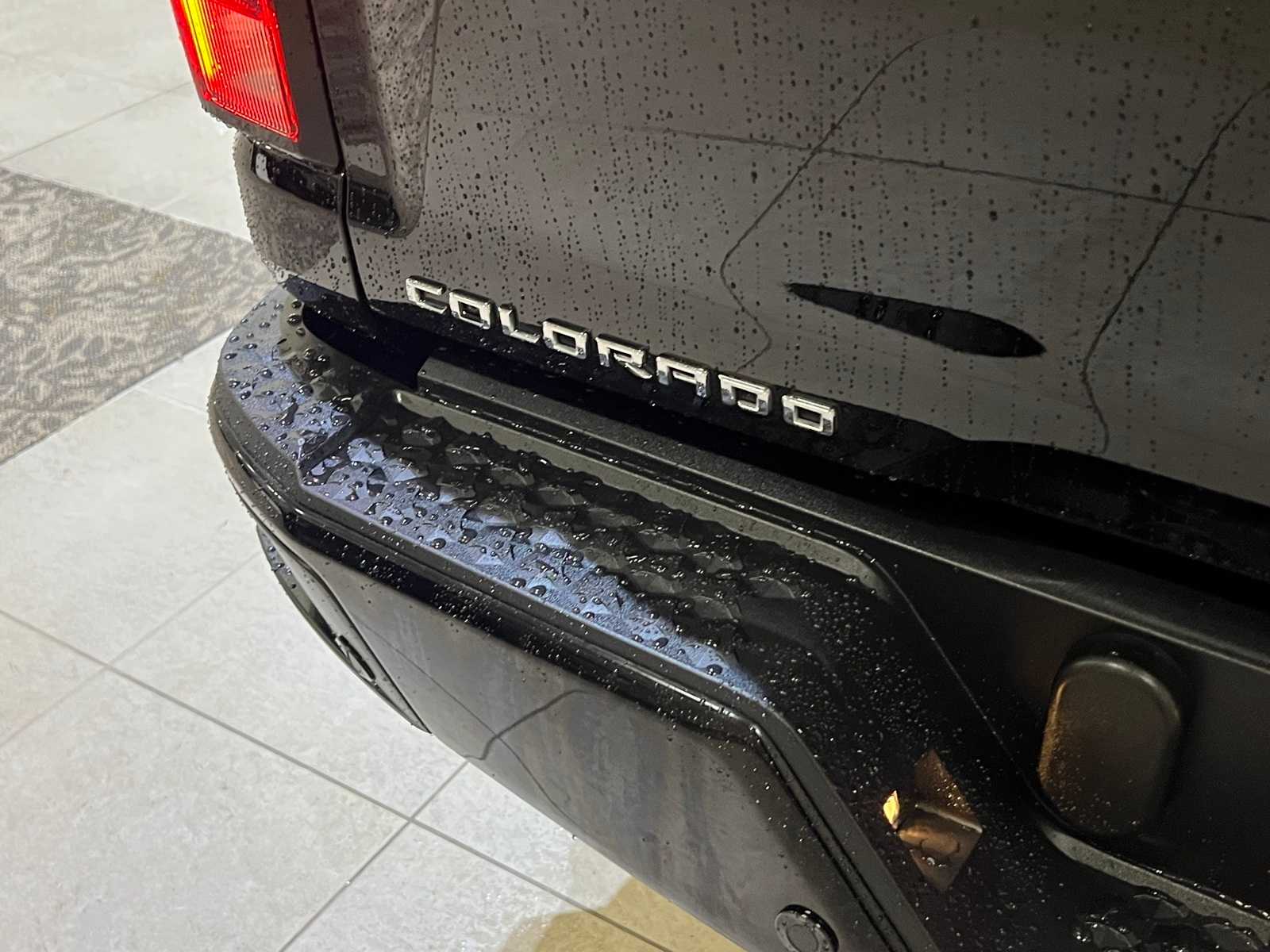 Thumbnail: 2024 Chevrolet Colorado - 6