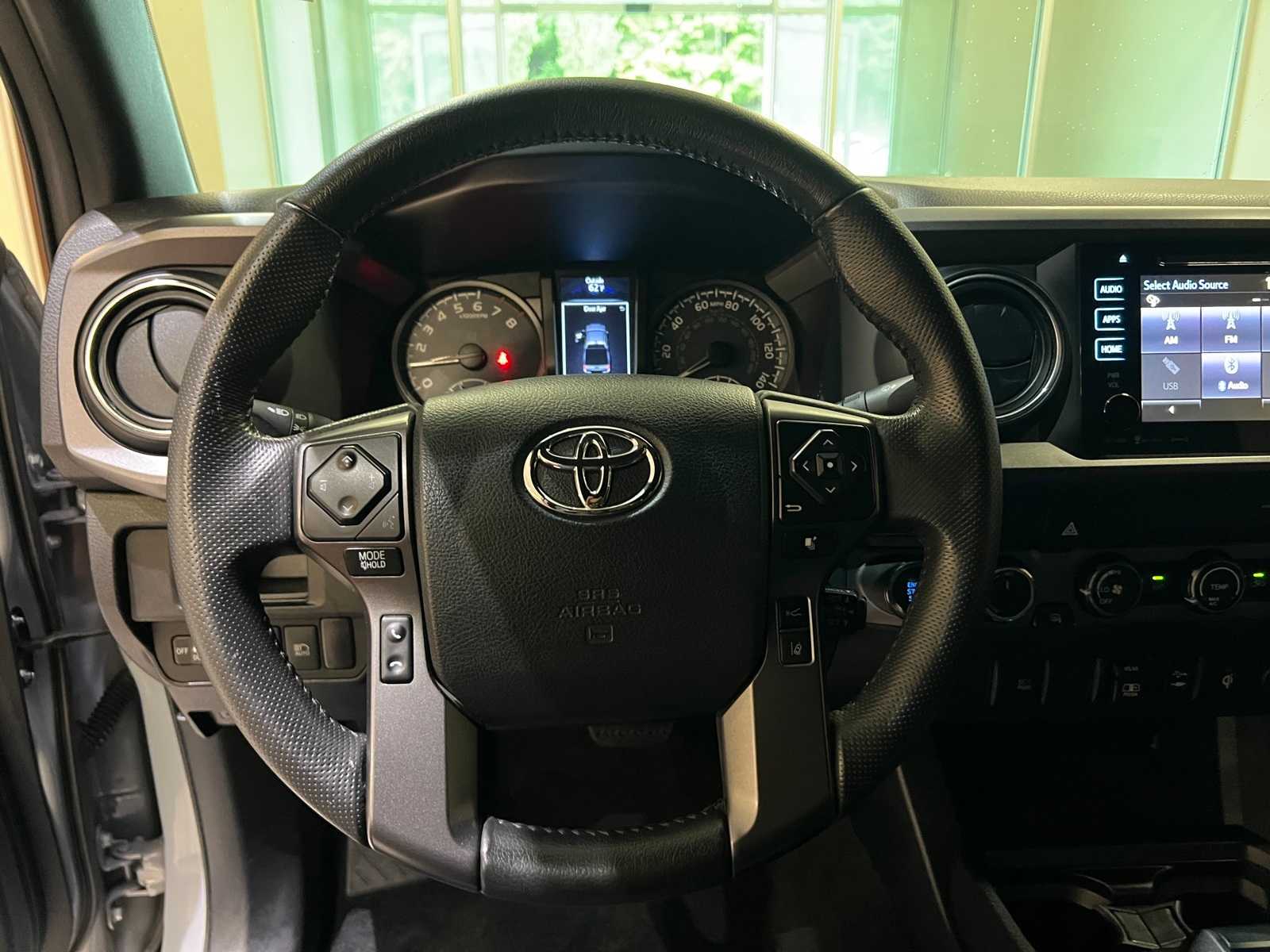 Thumbnail: 2019 Toyota Tacoma - 19