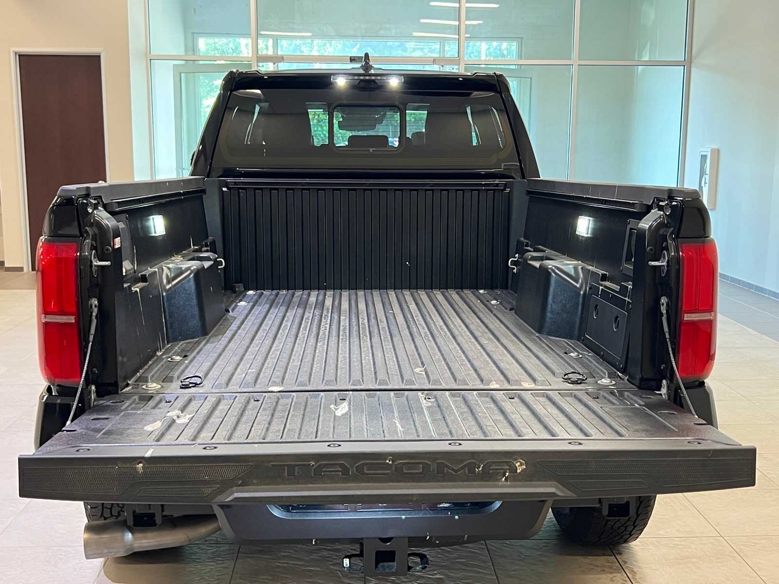 Thumbnail: 2025 Toyota Tacoma - 31