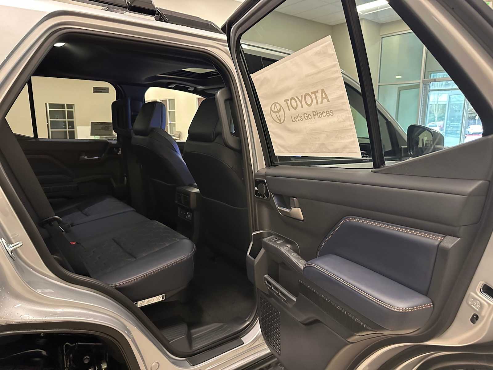 Thumbnail: 2026 Toyota 4Runner - 26