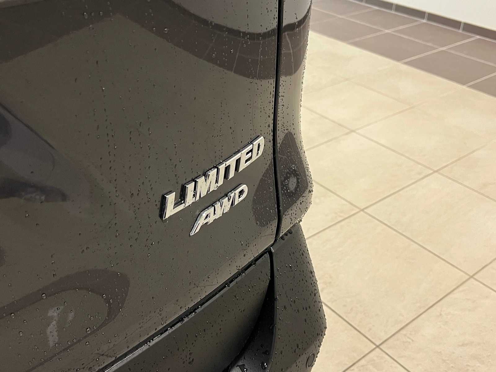 Thumbnail: 2025 Toyota RAV4 - 6