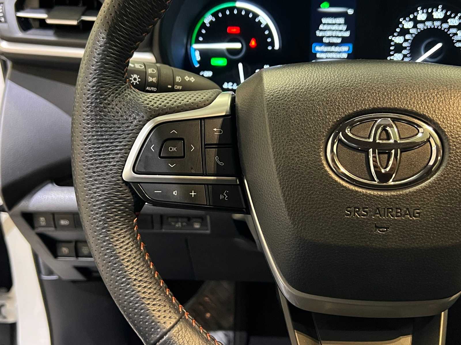 Thumbnail: 2024 Toyota Sienna - 21