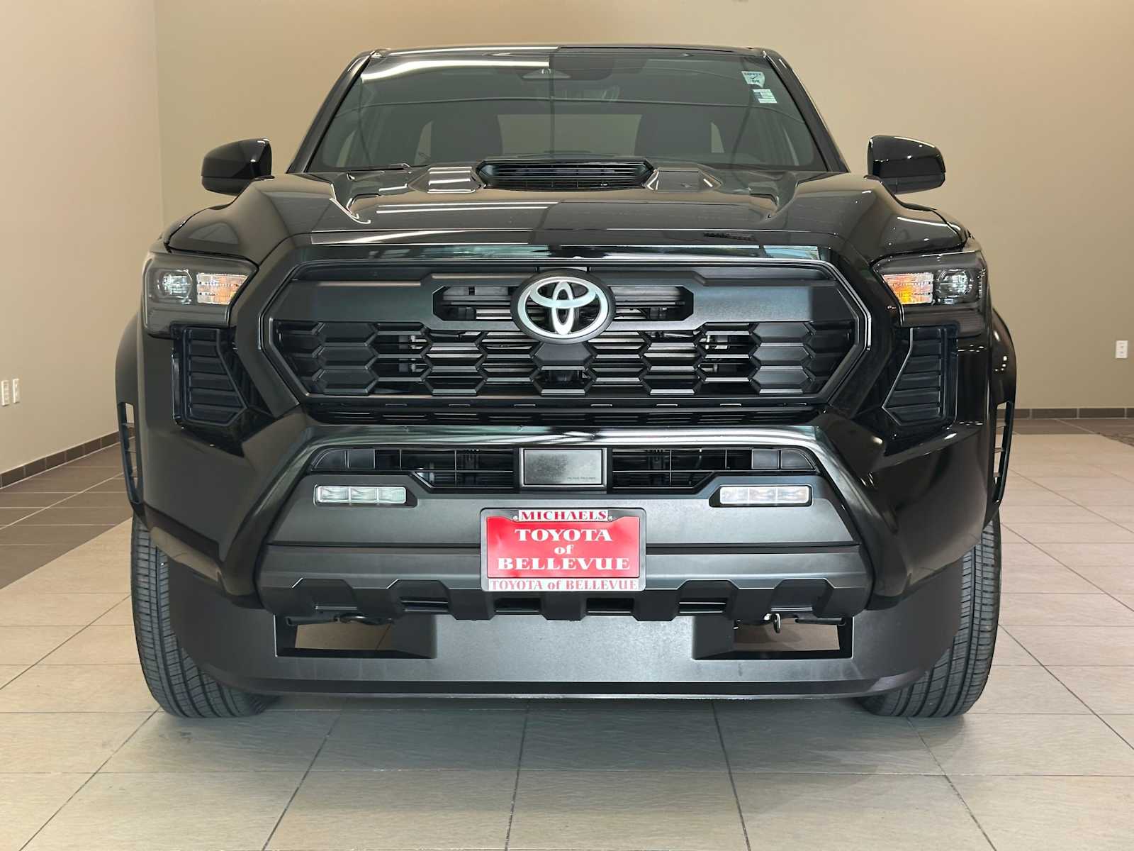 Thumbnail: 2025 Toyota Tacoma - 6