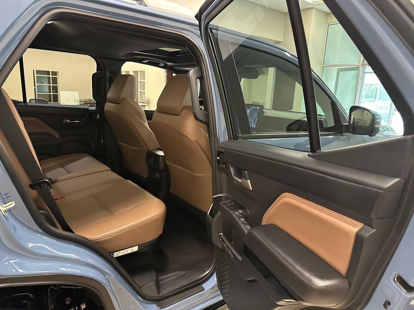 Thumbnail: 2025 Toyota 4Runner - 28