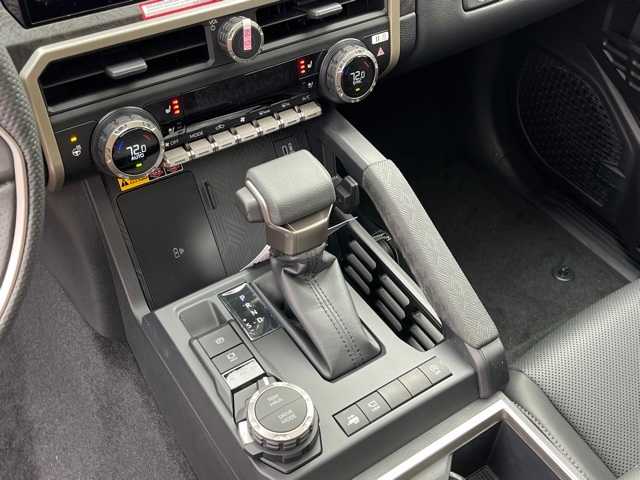 Thumbnail: 2024 Toyota Tacoma - 25