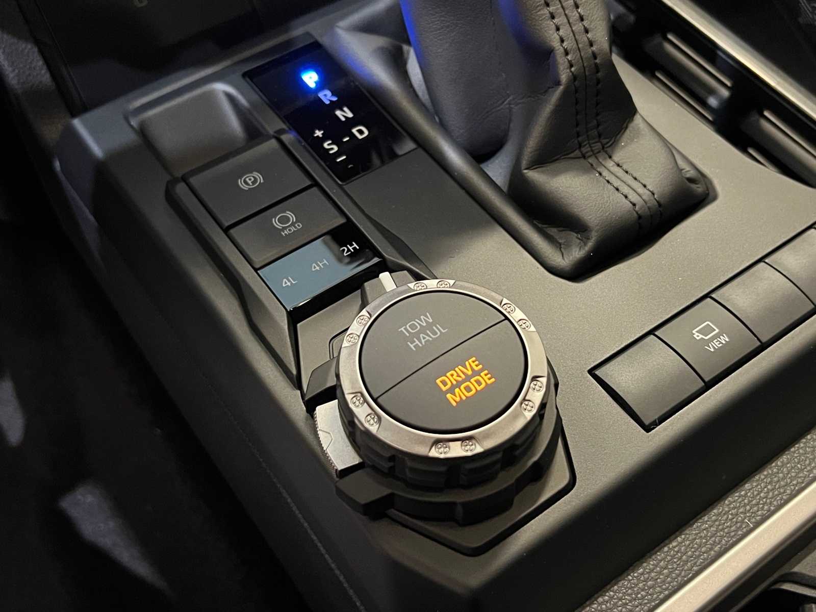 Thumbnail: 2025 Toyota 4Runner - 25