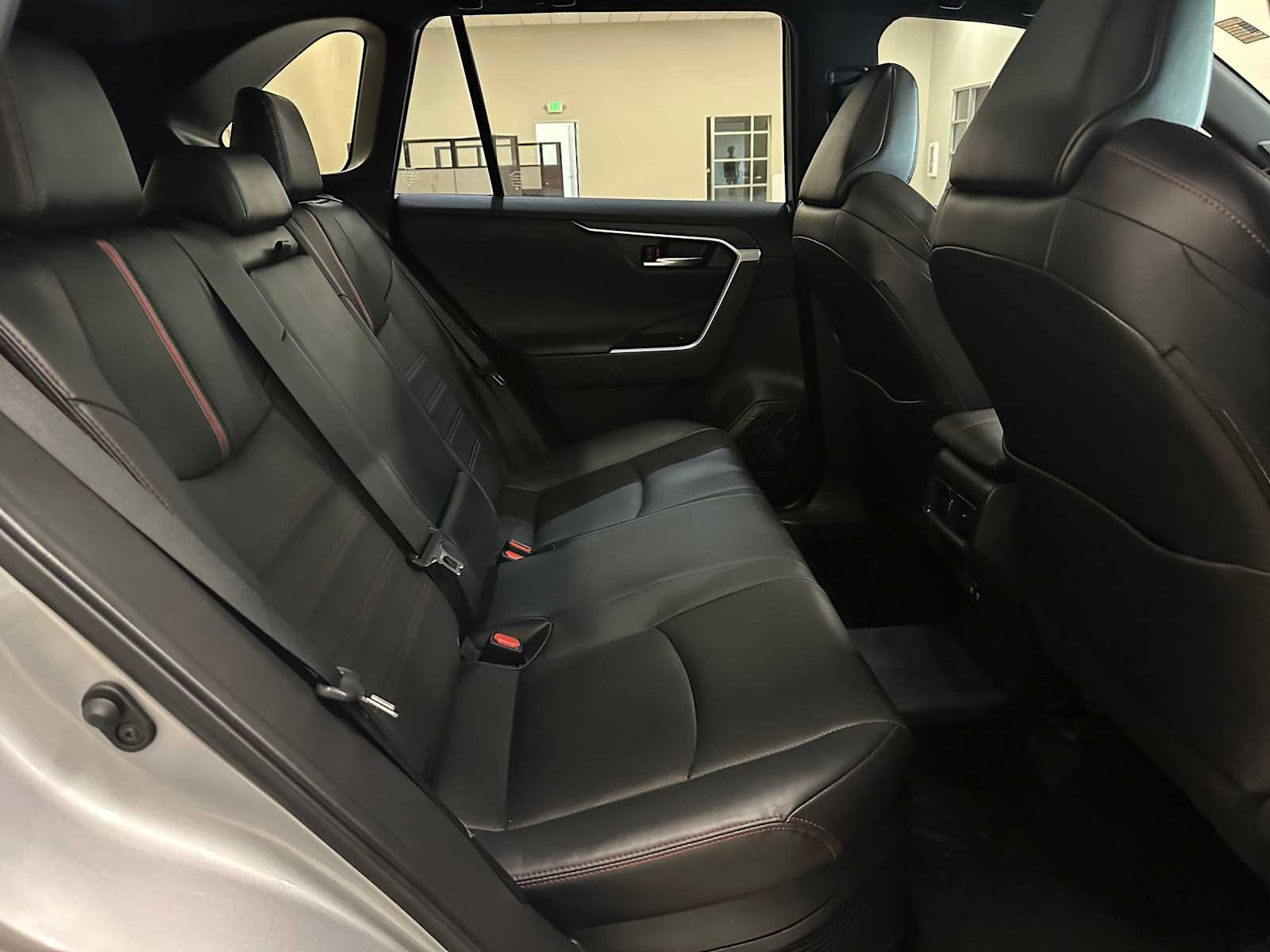 Thumbnail: 2021 Toyota RAV4 - 26